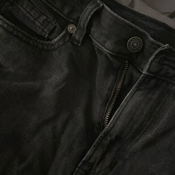 american eagle black ripped mom jeans size 0 ! - Picture 4 of 4